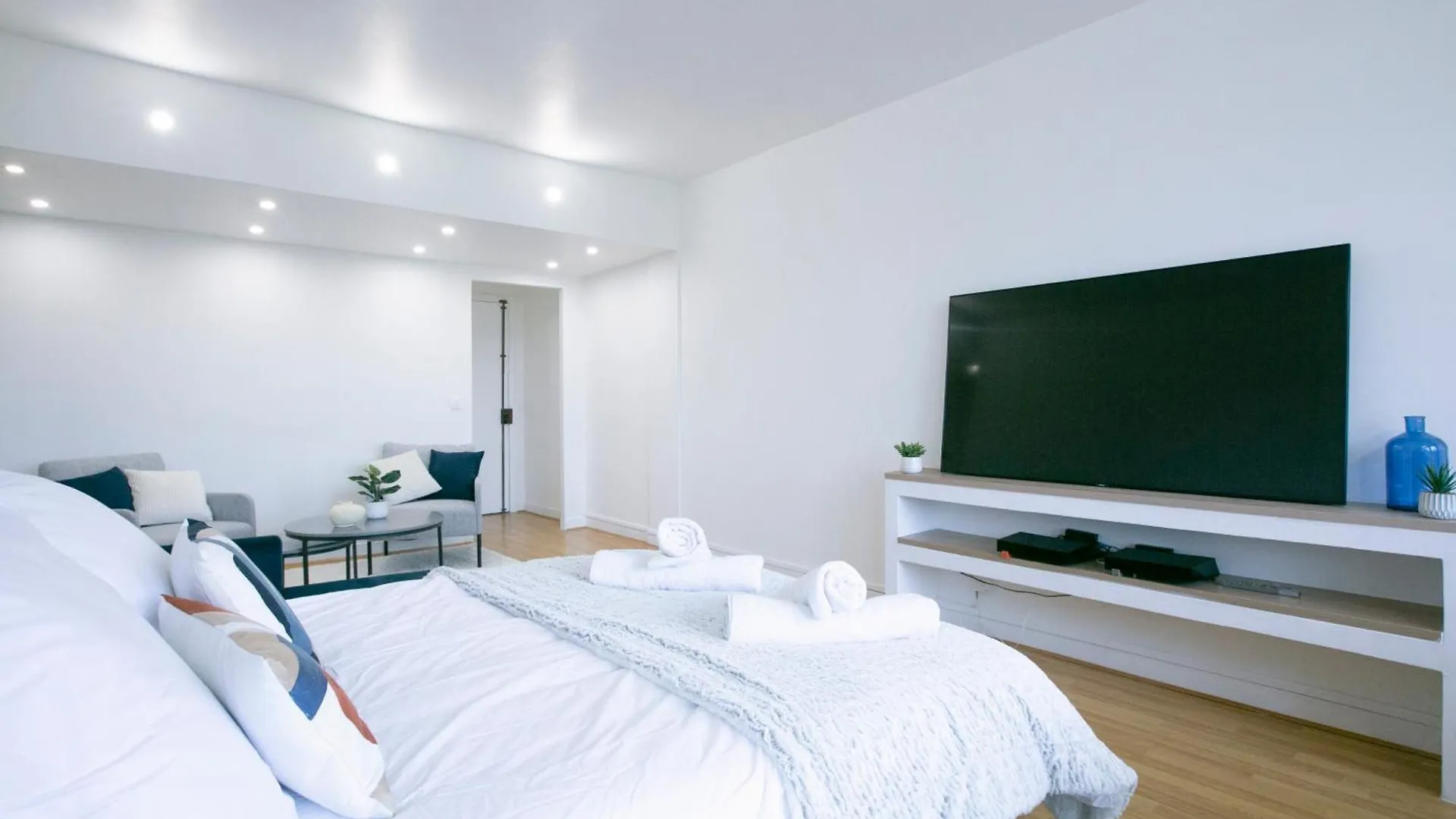 Apartment Majestic & Idyllic Parisian Flat - Champs-Elysees